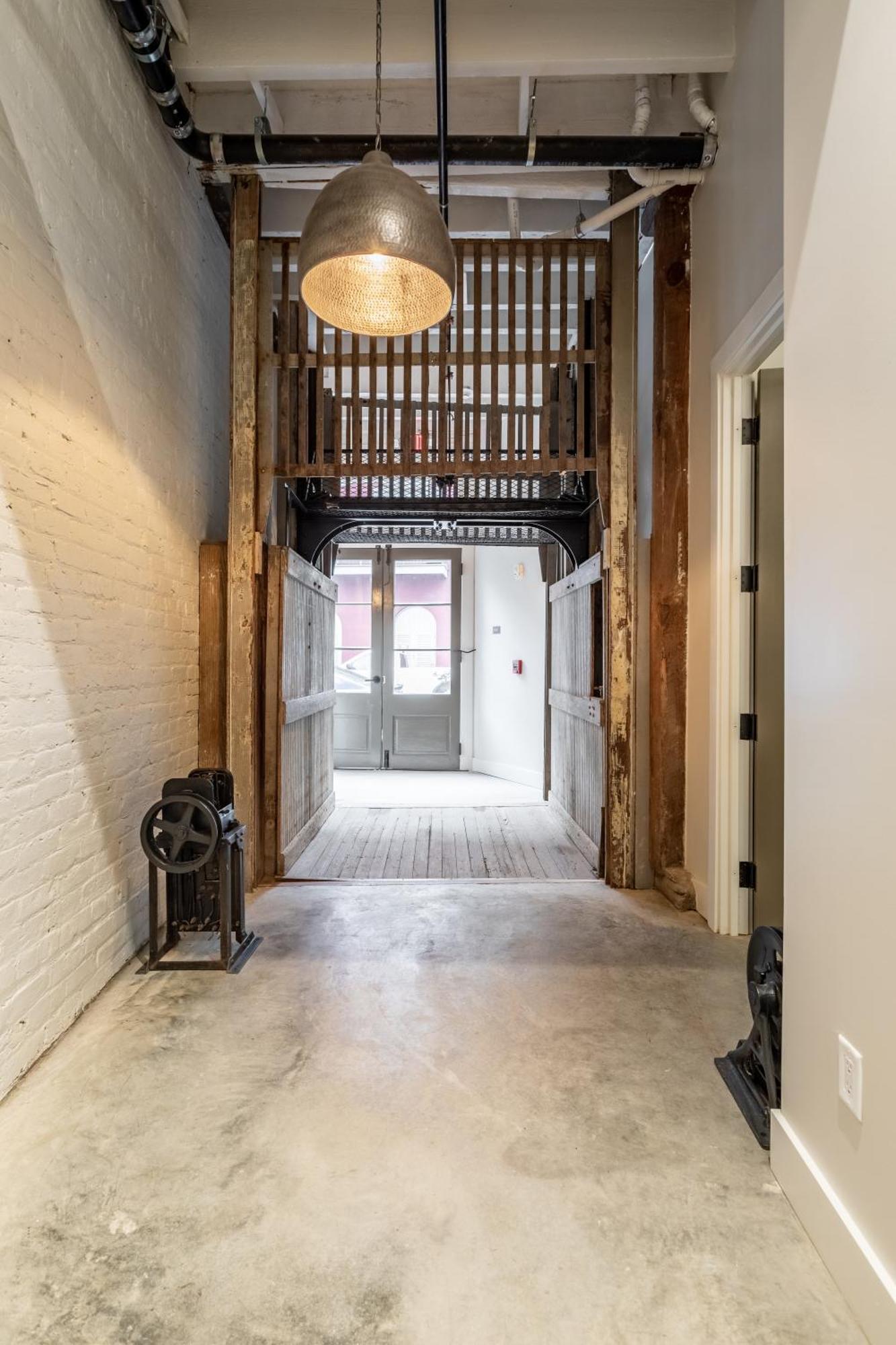 Ironworks Building Apartment Ню Орлиънс Екстериор снимка