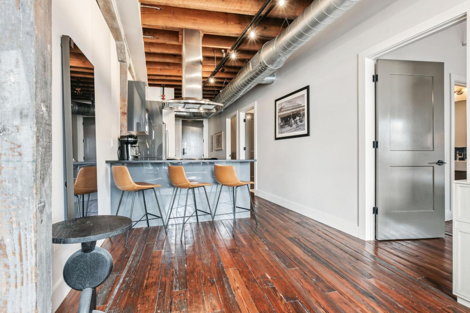 Ironworks Building Apartment Ню Орлиънс Екстериор снимка